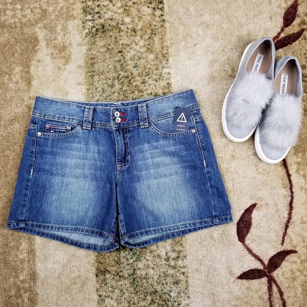 Tommy Hilfiger Shorts Size 6 100% Cotton NWT